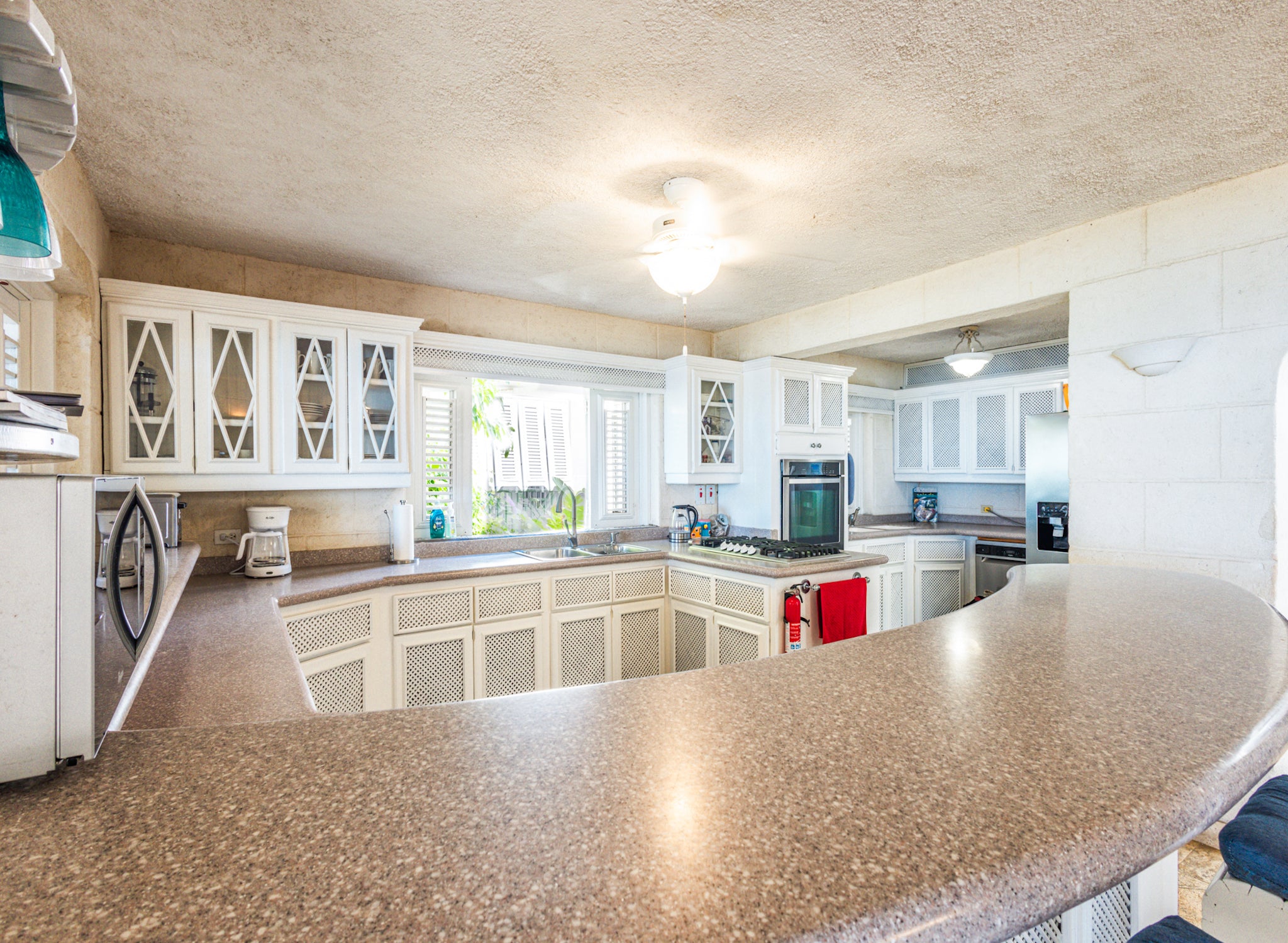 Rent the best best beach house in Barbados on the fabulous Brighton Beach - Kitchen